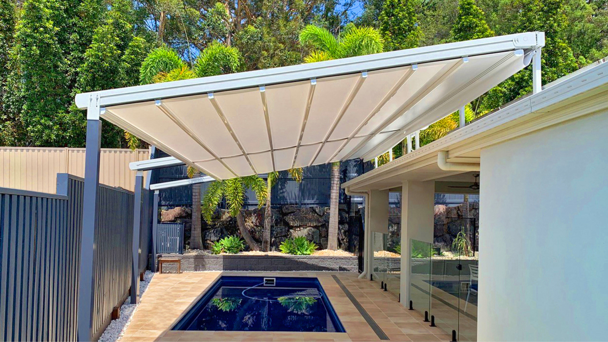 SWAS Flat Retractable Roof System